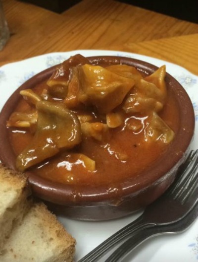 Oreja picante, tapa del bar Alpargata