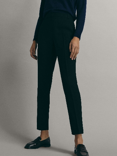 Pantalón traje estructura slim fit (69,95 EUR) de Massimo Dutti