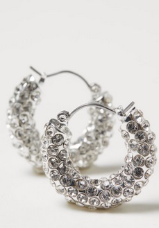 Pendientes chapados en plata (19,99 EUR) de HYM